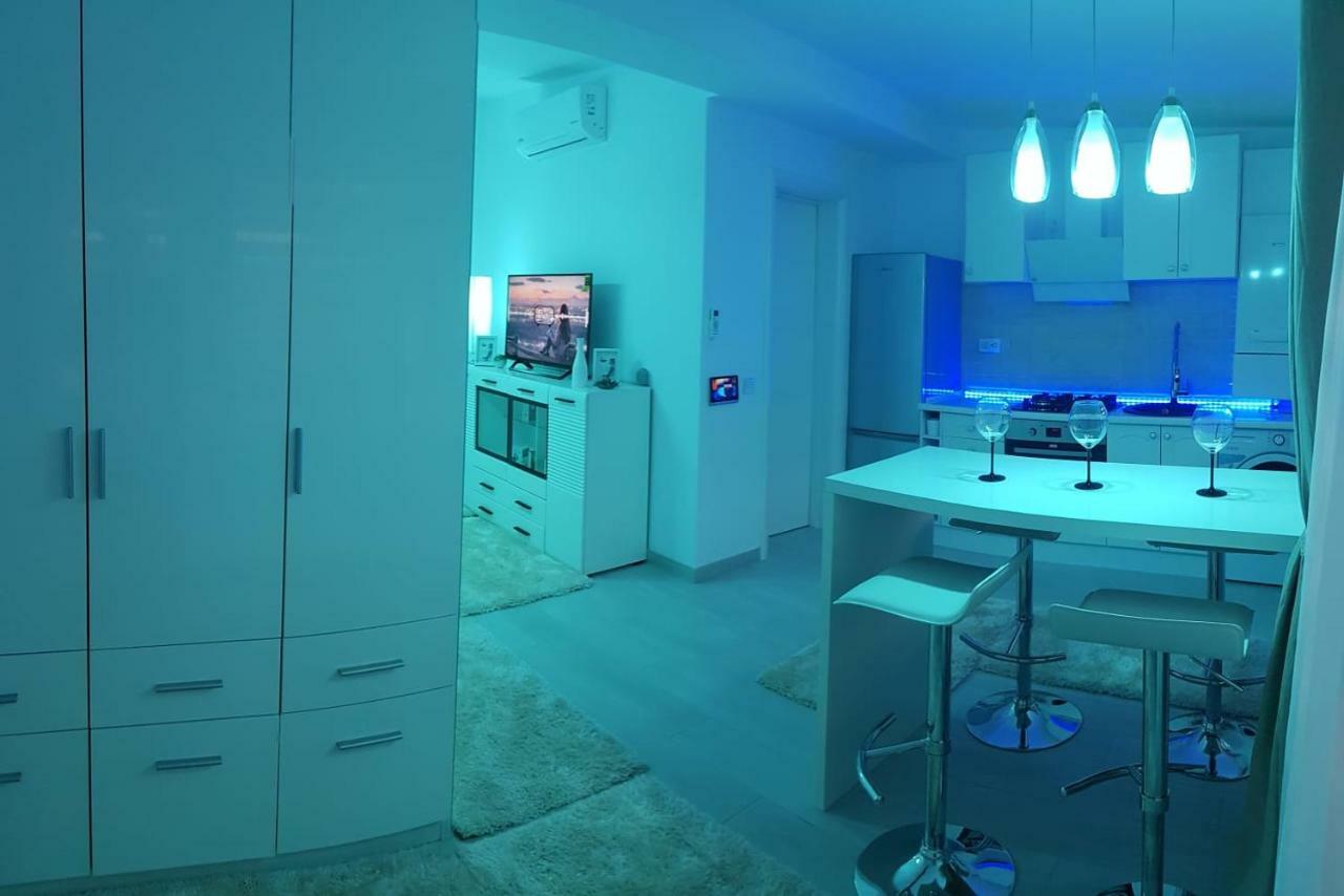 Smart Home Lux ยาช ภายนอก รูปภาพ